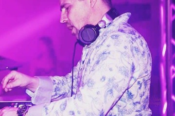 DJ SIDE