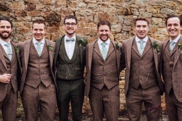 Le costume de votre mariage: Sur Mesure (dès 850 €) ou en Location (dès 139 €). Découvrez notre Deal Mariage: costume + gilet + chemise Sur Mesure et conseillé par un expert Mariage à à 1000 € tout compris.