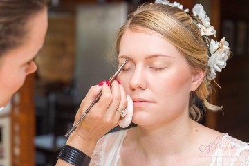Make up at home by Auré
